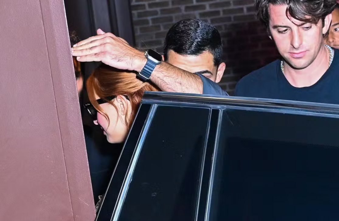 Addison Rae Argentina tweet media