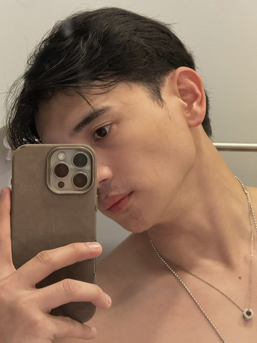 Dingdong Bahan tweet media