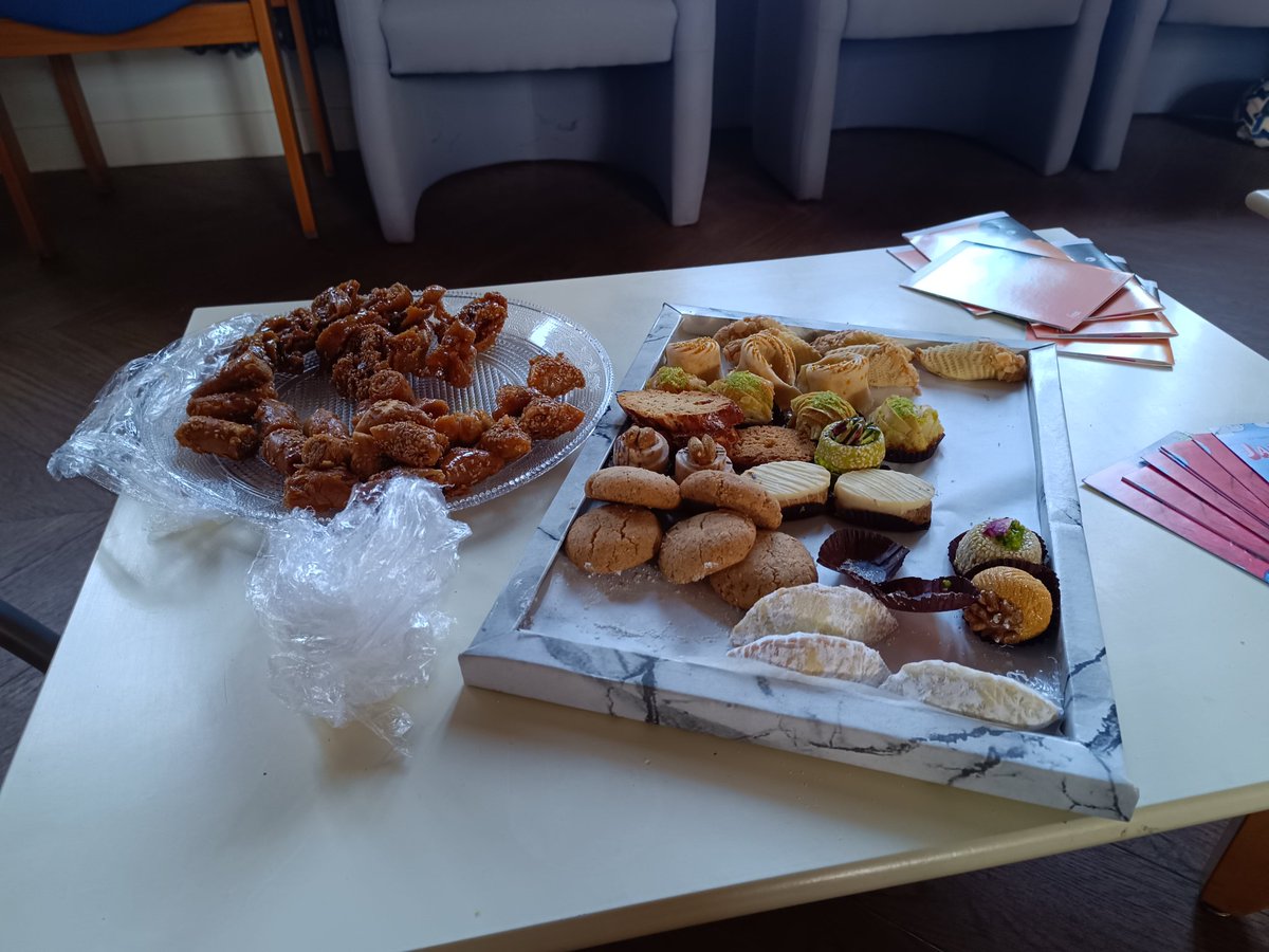 Pigectomy's tweet photo. Les gens qui aiment pas les musulmans ratent ça. https://t.co/Dube39MWZD