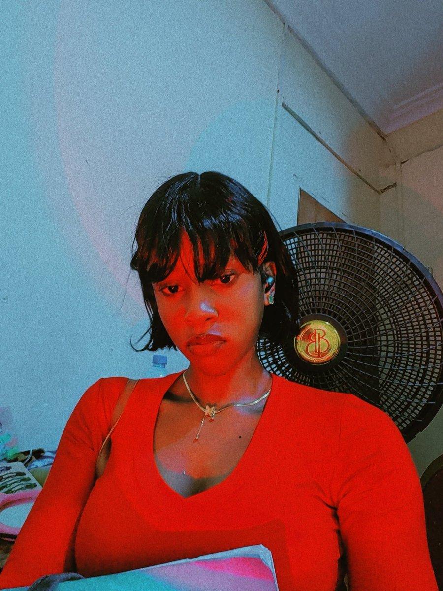 Diana Marcus⨀ tweet media