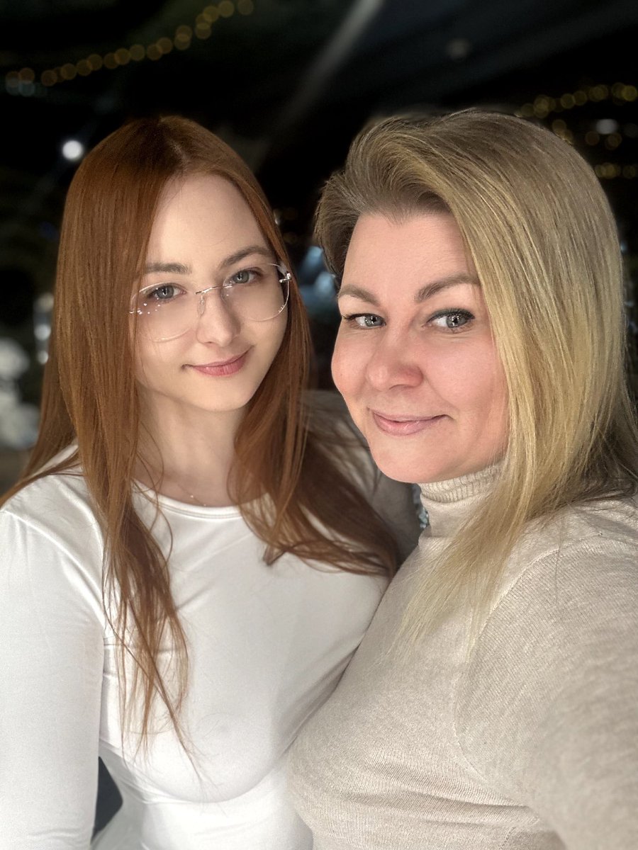 MomsGoneWild tweet media