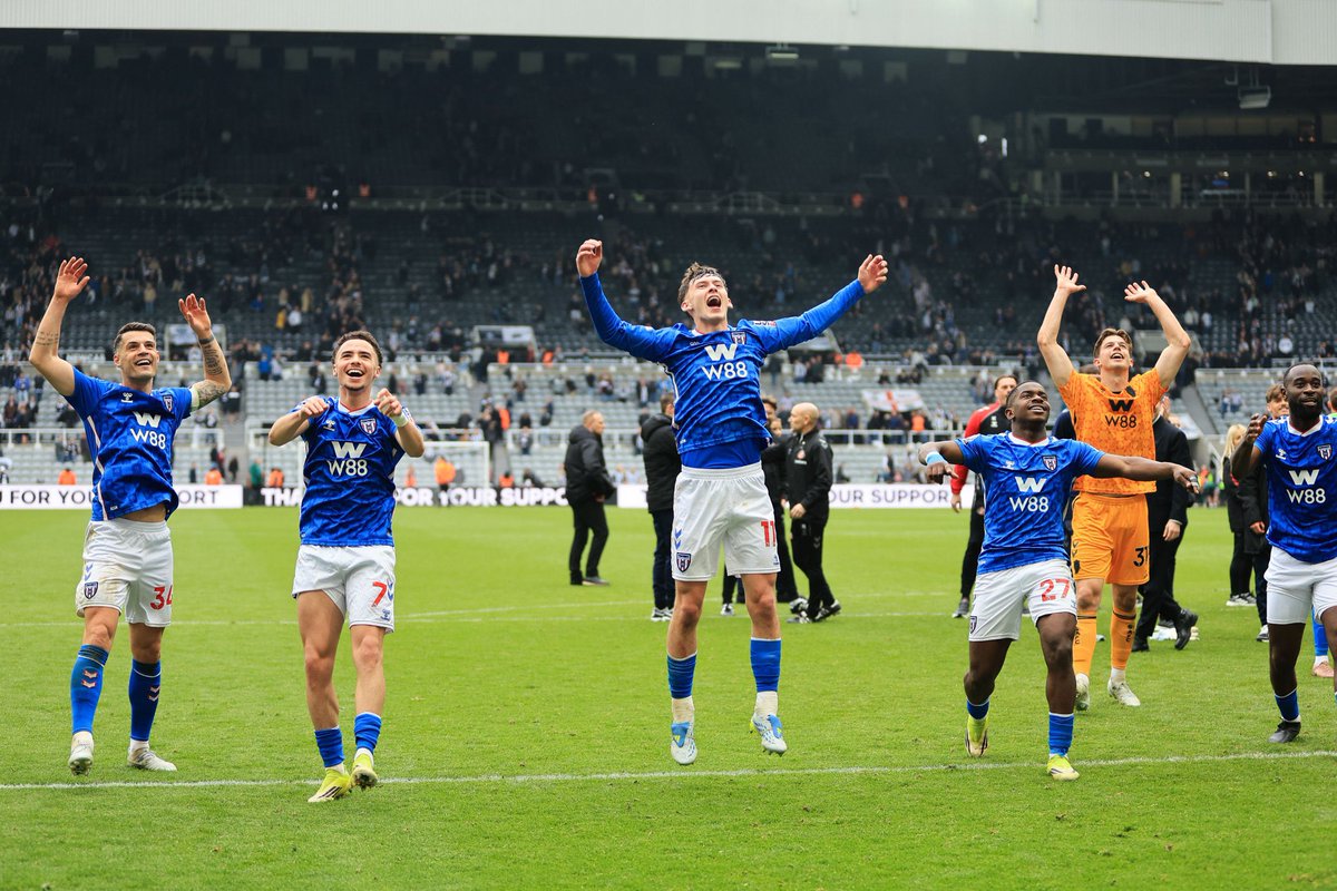 Doesn’t get much better than that! 🔴⚪️