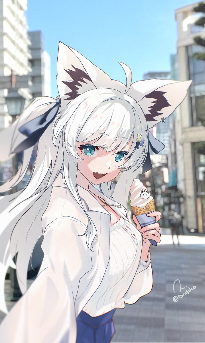 白上フブキ 「【だいたい毎日イラスト】132日目 フブさん ローソンコラボ衣装、可愛いね #絵」|にしやまひろしのイラスト