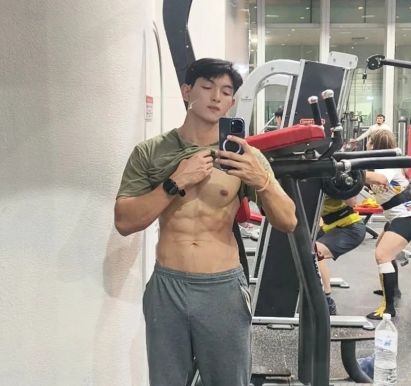 man Massage Off-site straight man tweet media