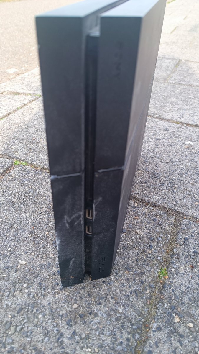 Lliure🌻 tweet media