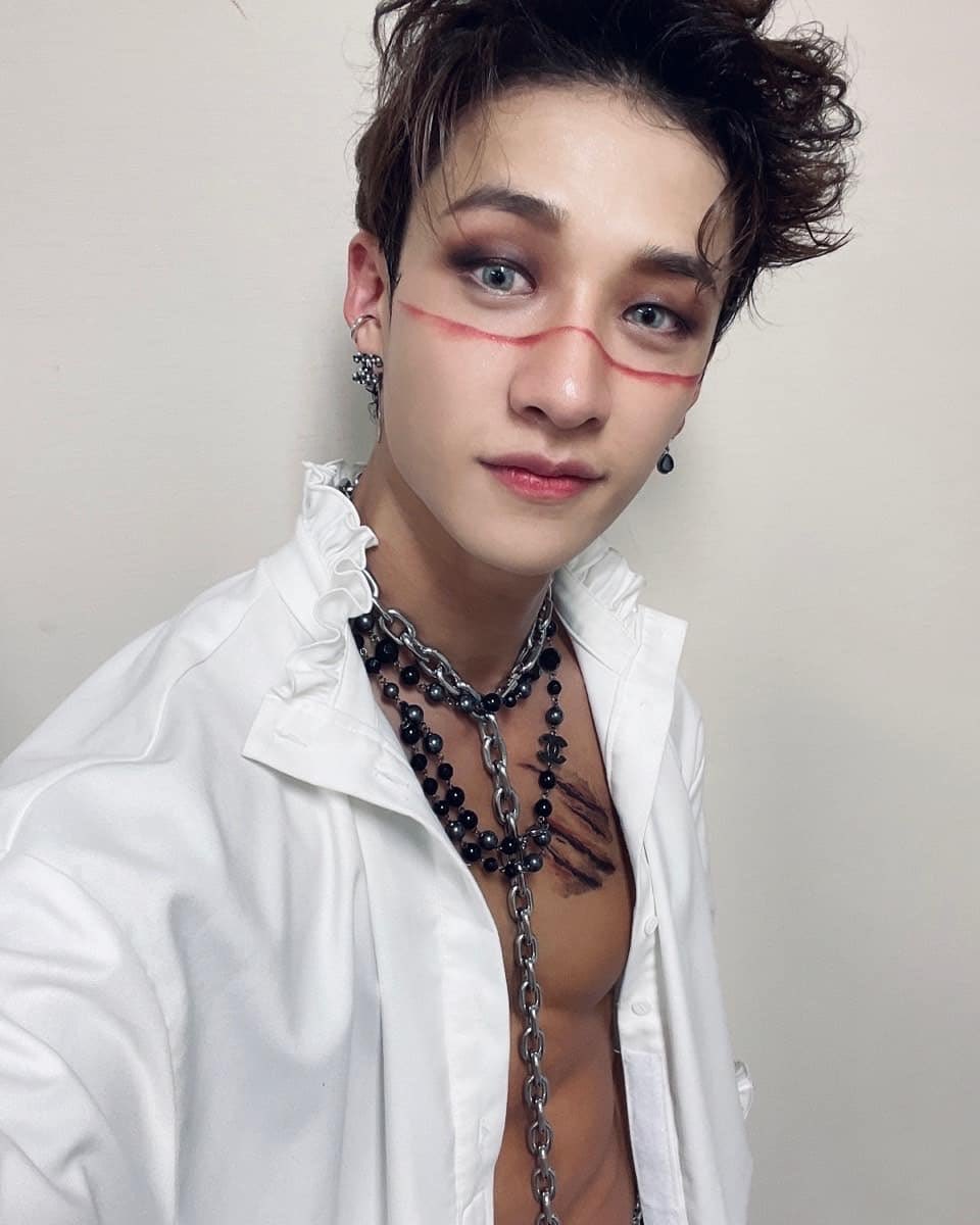 𝐦𝐣 tweet media