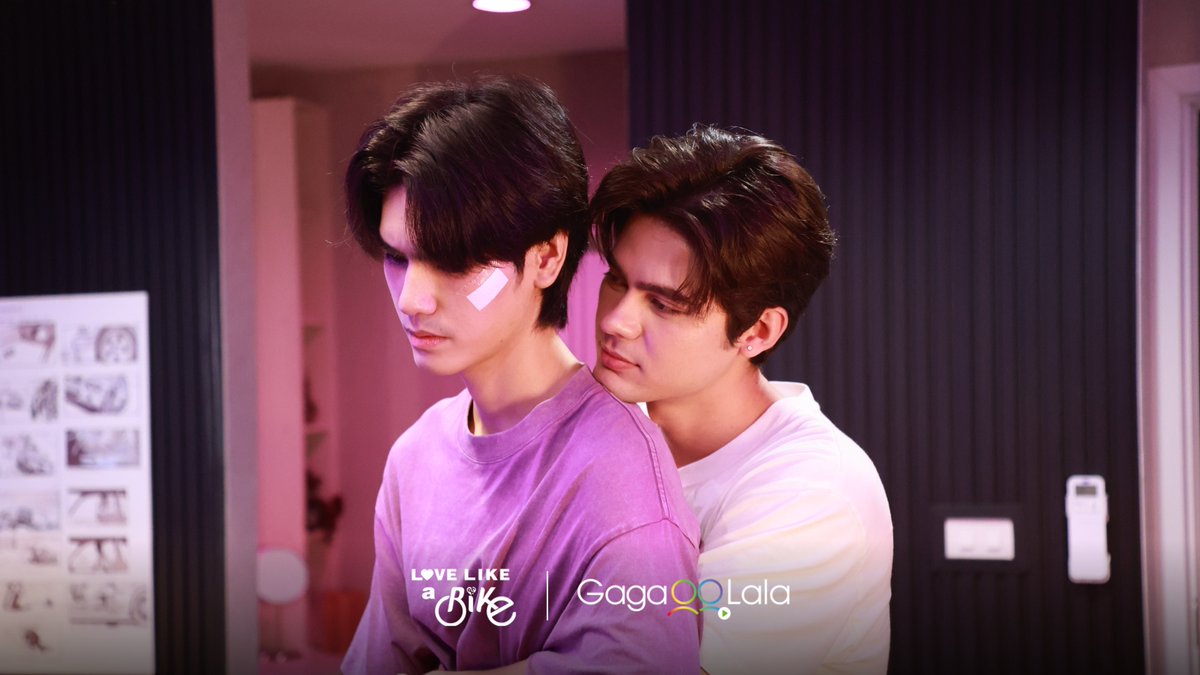 GagaOOLala tweet media