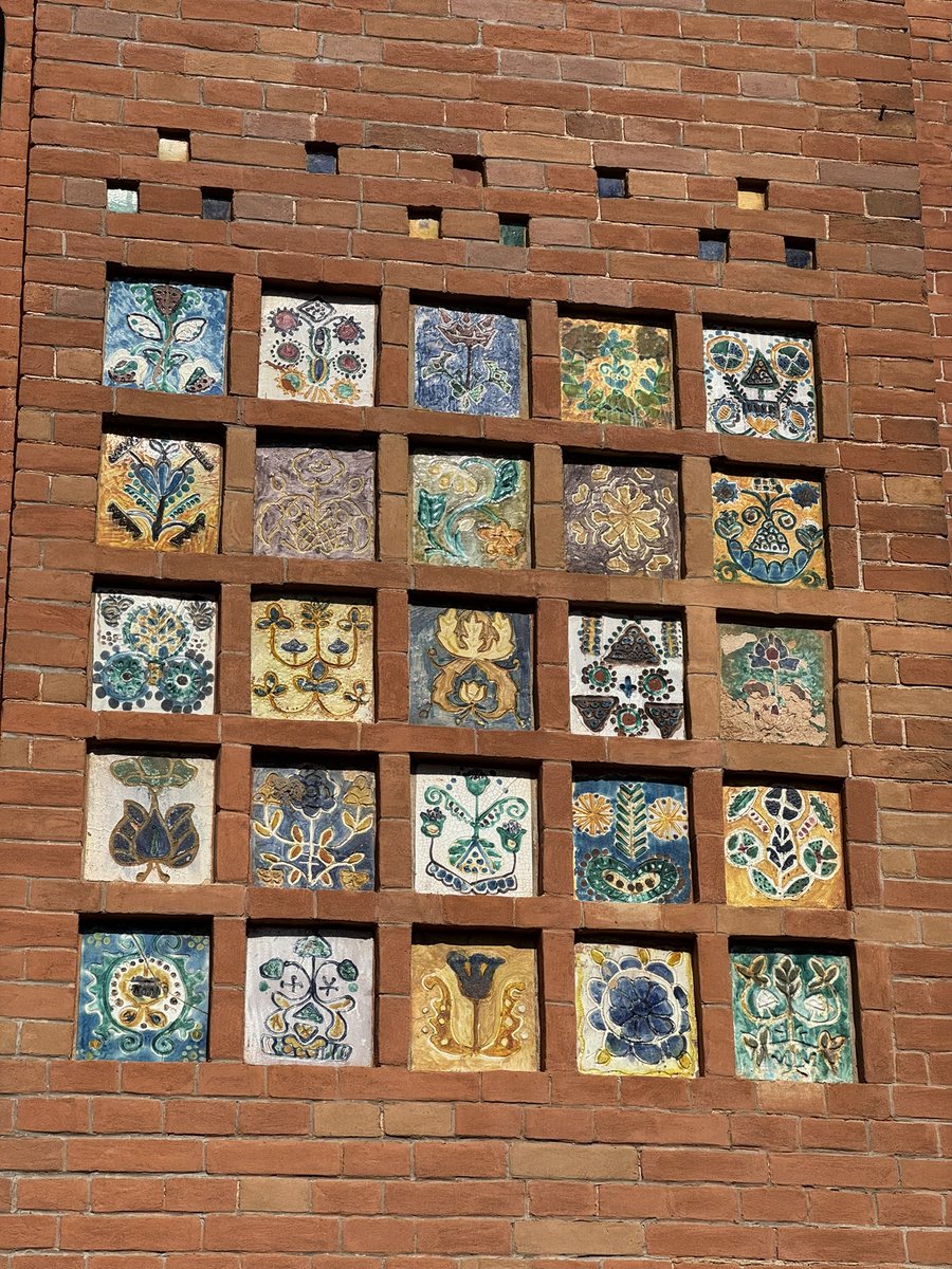 шматок смальти tweet media