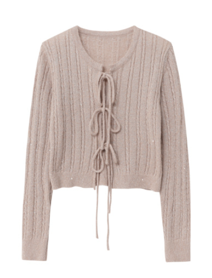 mogo0mogo's tweet photo. ★ 260222 aespa ウィンター 私服
🏷️ ETMON
- Cable Ribbon Knit Cardigan (Light Pink)
🔗 https://t.co/AGEKOUxbnu
#aespa #WINTER #ウィンター #エスパ #ETMON #aespa_outfit https://t.co/Vk4hhCPTwW