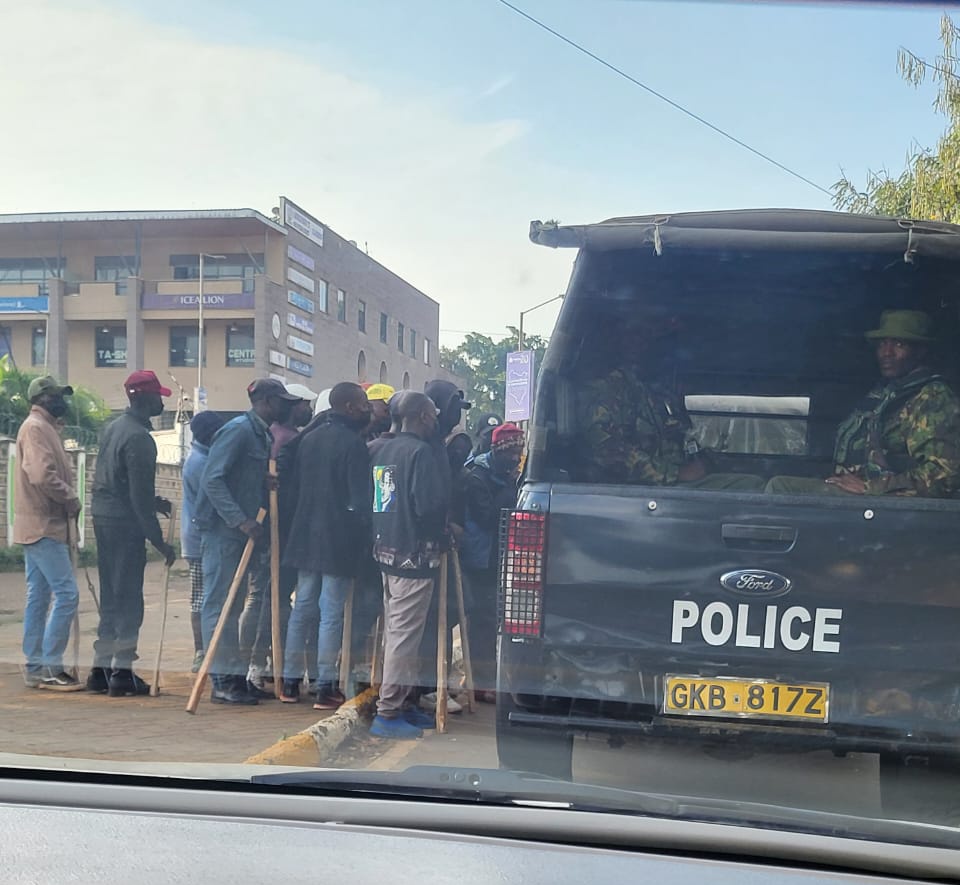 Unfiltered tweet media