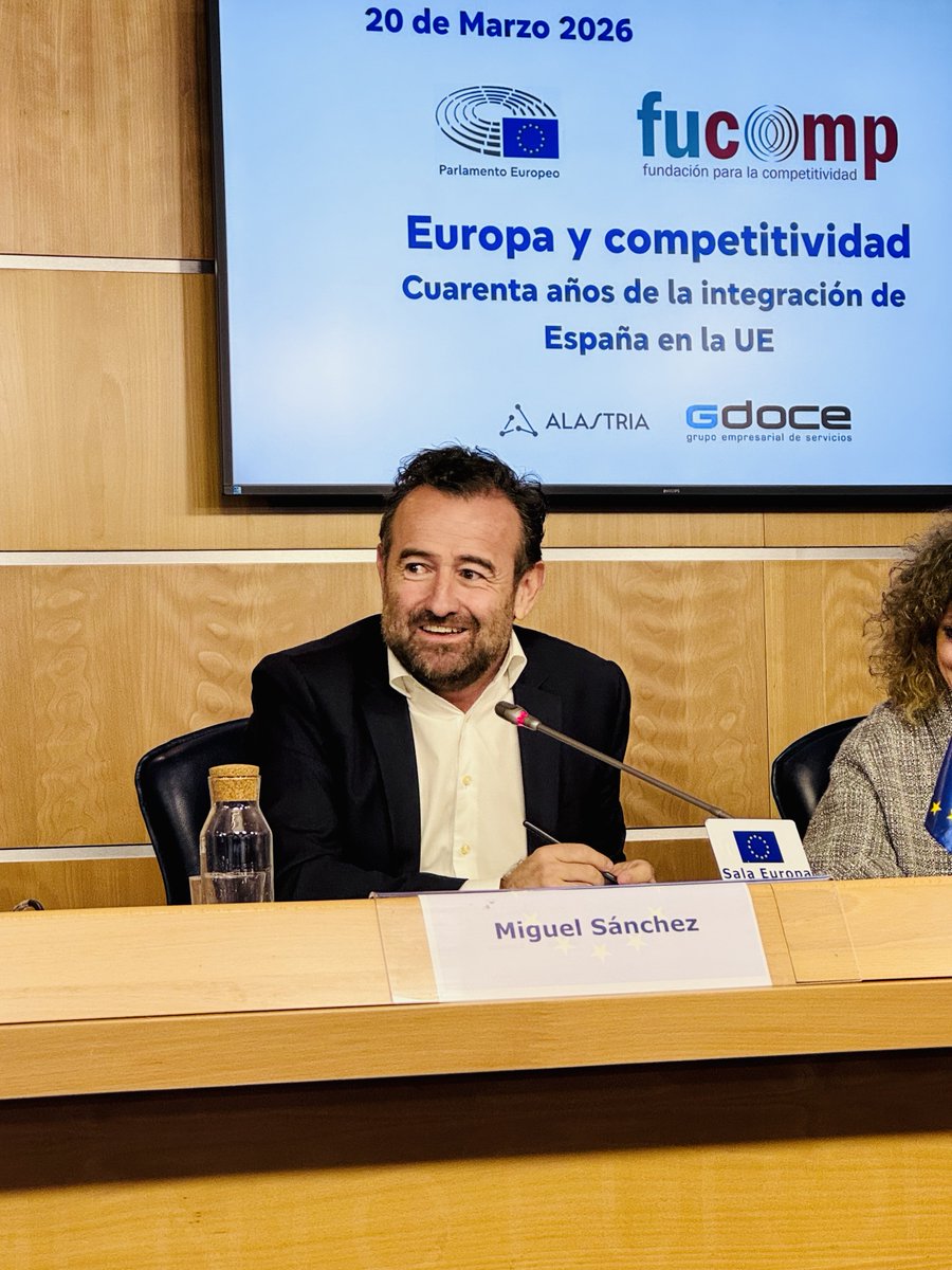 DigitalES_ tweet media