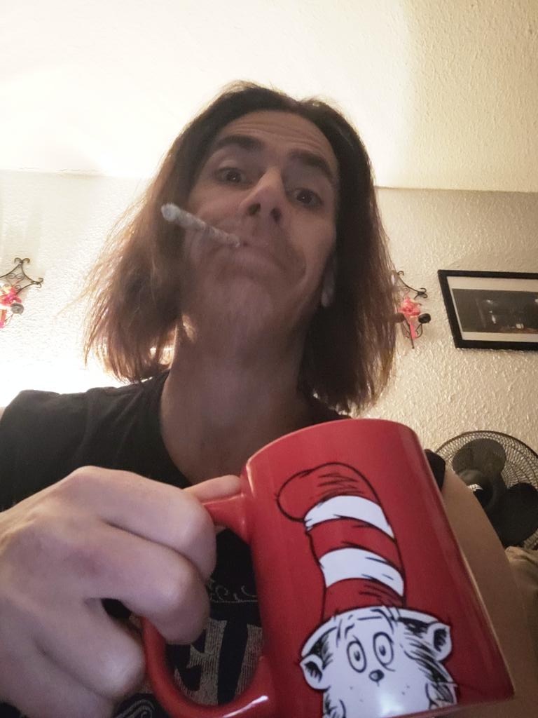 The WEEDRUS86 @HALIFAX NS tweet media