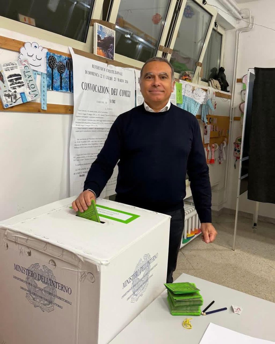 Buongiorno ☀️ Avete già votato? I seggi sono aperti fino alle 15:00 di oggi. Forza!