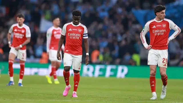 marcusvalente_x's tweet photo. Jamie Carragher: Arsenal have been the best team in the league this season.

You can’t win every trophy - especially in the Premier League.

The reaction from some fans is over the top. The bigger prize is still there. https://t.co/Mlt4CTRuCU