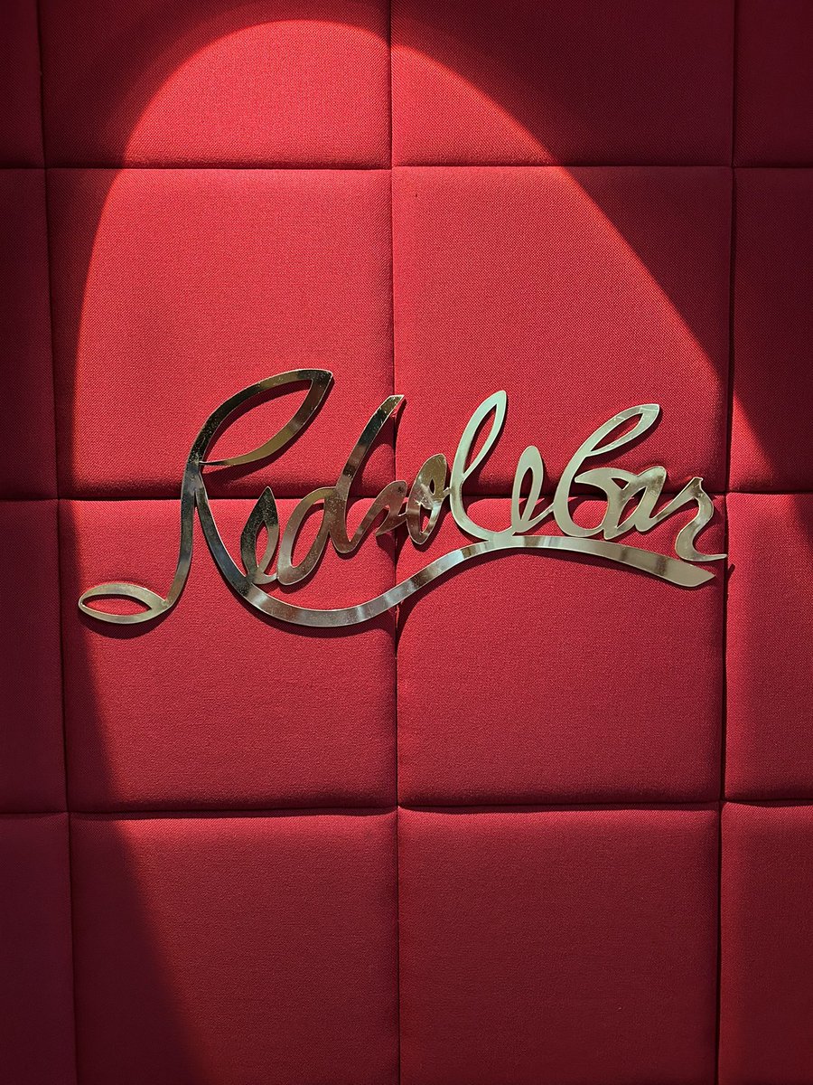 redsolebar's tweet photo. 本日 心斎橋 Bar STYLE は定休日となります🙇‍♂️

ですが‼️
系列店 Redsolebar は元気に営業中🔥

飲みたい方はぜひRedsolebarへ🍸
しっかり盛り上がってます✨

ご来店お待ちしております😊

#心斎橋 #心斎橋バー #STYLE #Redsolebar #大阪バー #カクテル #ガールズバー https://t.co/UvRtdrlnfC