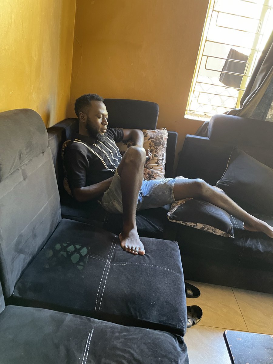 AlozioGerald's tweet photo. Being single and lonely it’s not easy guys, see how I spent the weekend https://t.co/MCt9Cspxkz