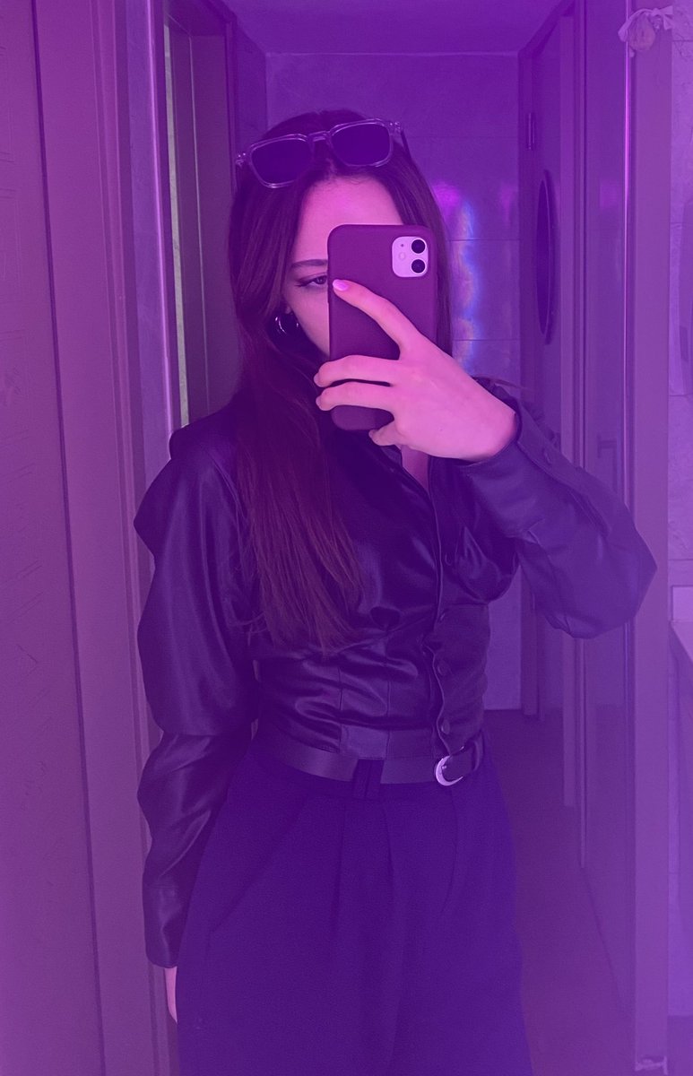 lacivert tweet media