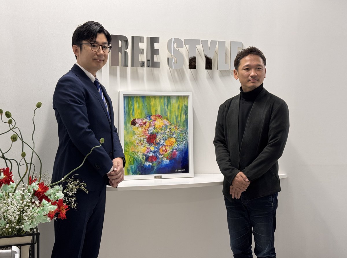 名南M&amp;A様より、上場記念品として素敵な絵画を贈呈いただきました。
