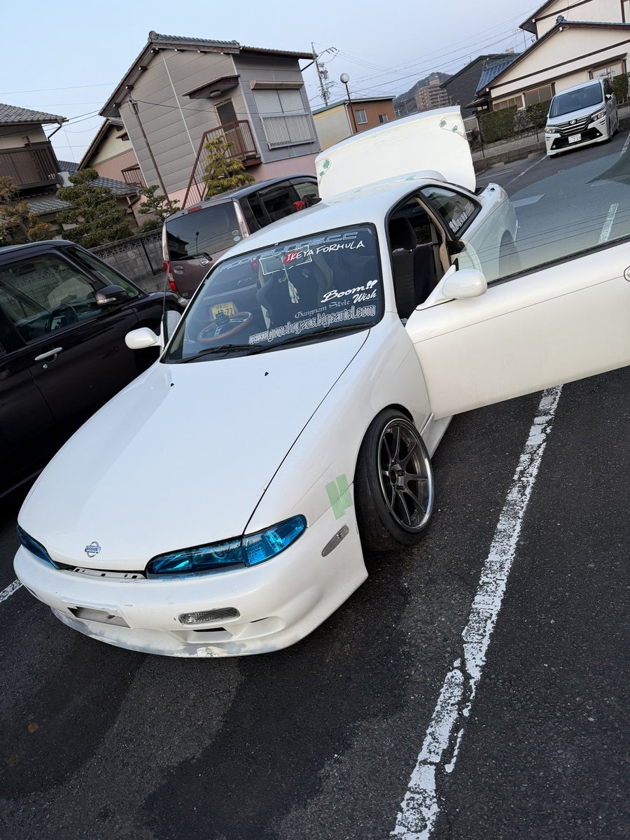 れおん tweet media