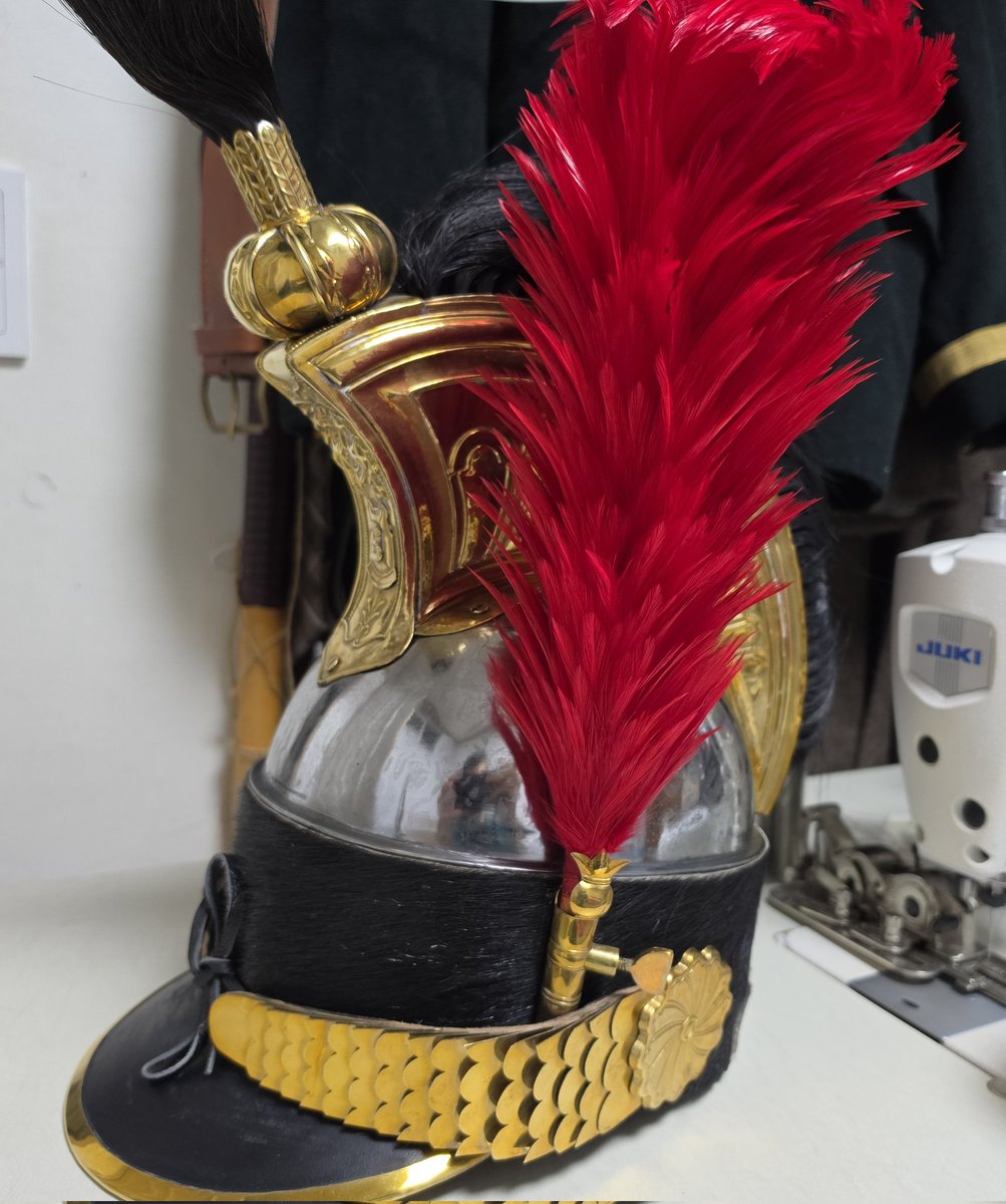 수염맨 코스프레 관련 계정 tweet media