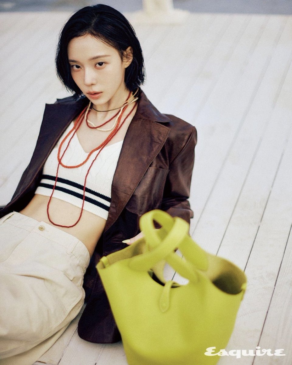 취향의 윈터 tweet media