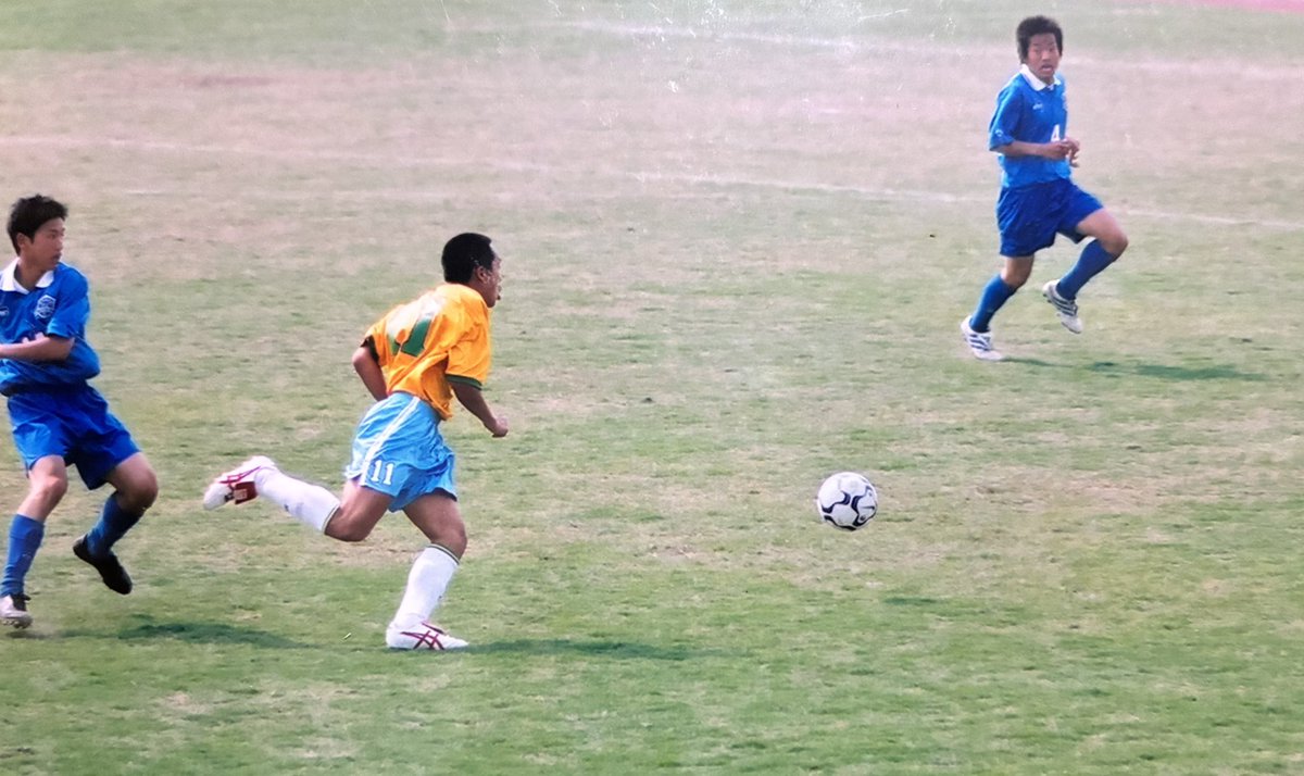 実家で懐かしい写真出てきたシリーズ②

フットサルを始めて出会った仲間と実は対戦していました。

瀬戸真司<a href="/setoshinji/">瀬戸 真司（SBFCロンドリーナ監督）</a> 

#帝京魂