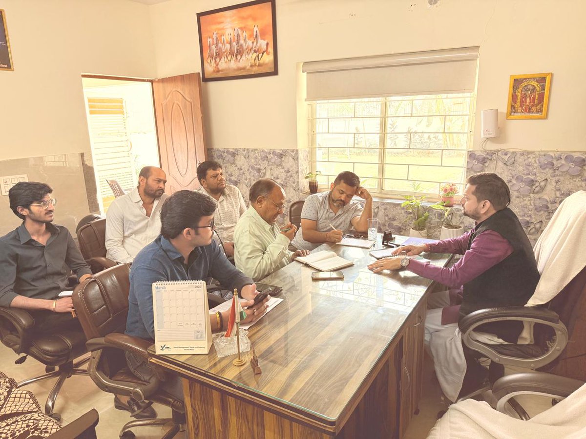 Arpit Tiwari BJP (मोदी का परिवार) tweet media