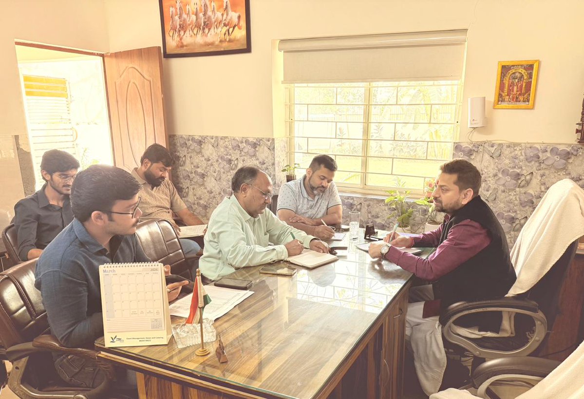 Arpit Tiwari BJP (मोदी का परिवार) tweet media