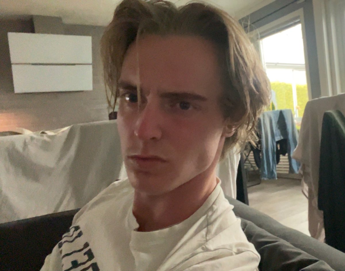 Holisticeric tweet media