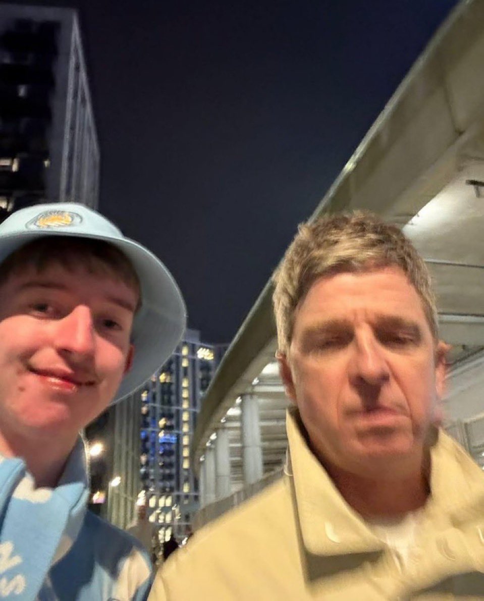 liz 🇧🇷💋 SAW OASIS LIVE 25’ tweet media