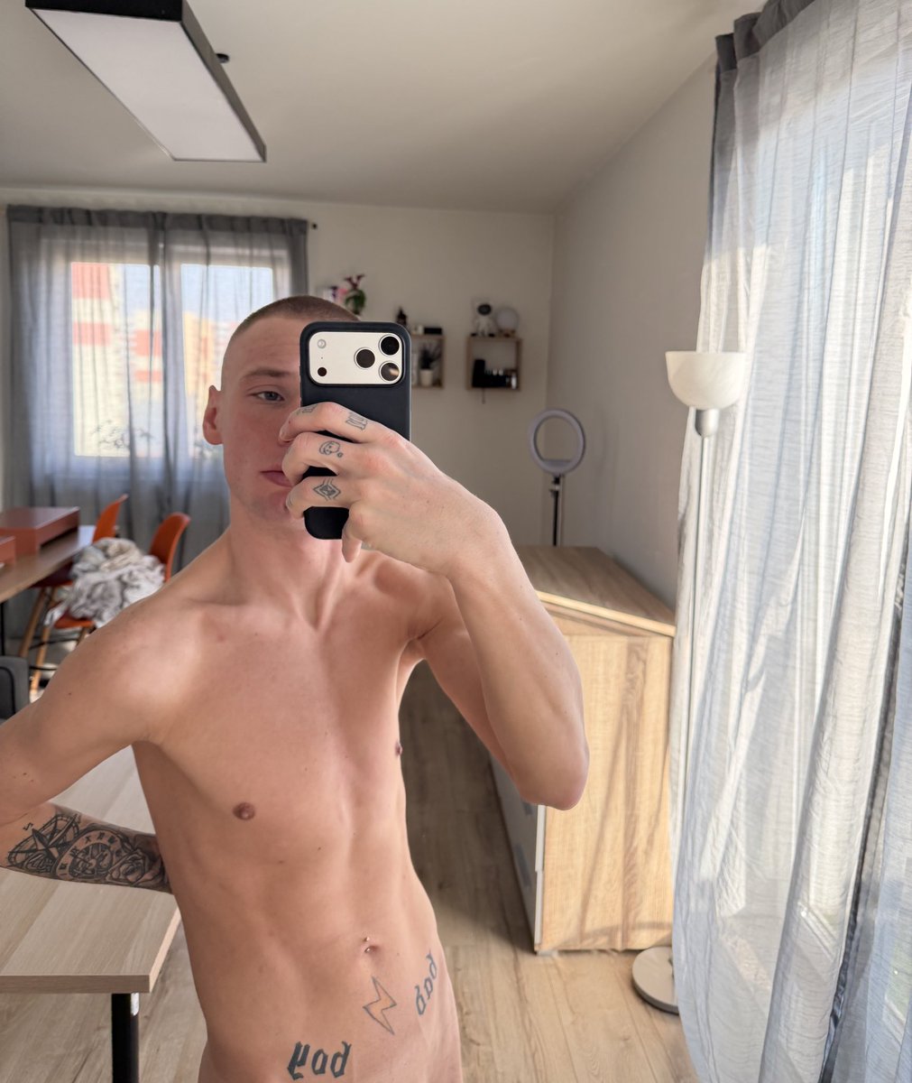 emil_the_rascal_20 tweet media