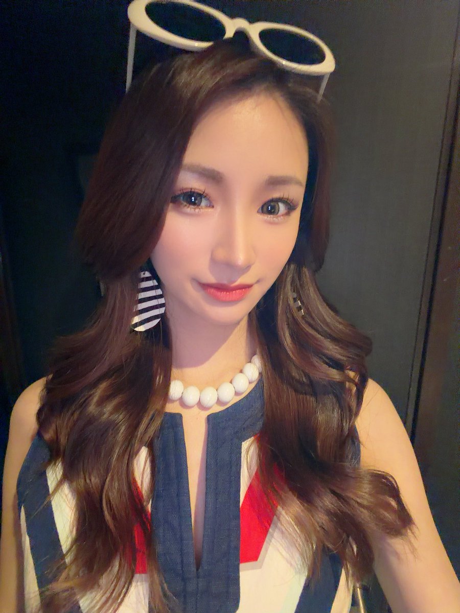 りーな tweet media