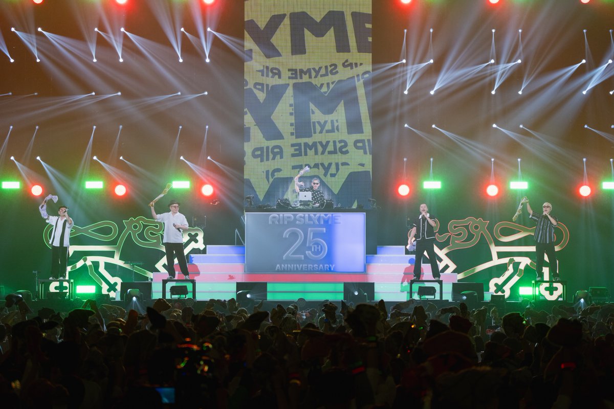 encountofficial's tweet photo. RIP SLYME、活休前ラストライブで届けた25年分の感謝　終演後に流れた“粋”なエンドロール【ライブレポート／写真26枚】
https://t.co/kX6oBY0DNo

#RIPSLYME ＠ripslyme_com https://t.co/TTKyyzEQEW