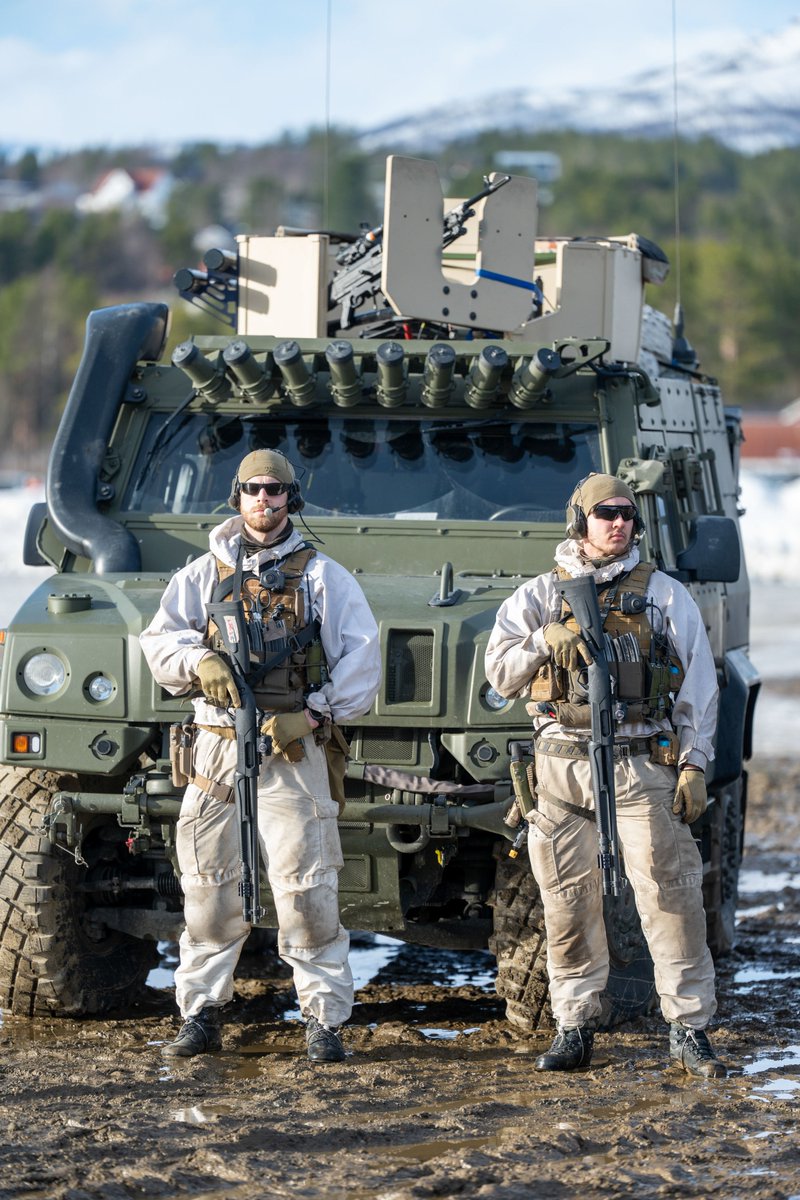 jmscaronte's tweet image. Norway LMV Iveco during the vist of NATO Secretary General Mark Rutte (In the Exercise Cold Response 2026).
#Norway