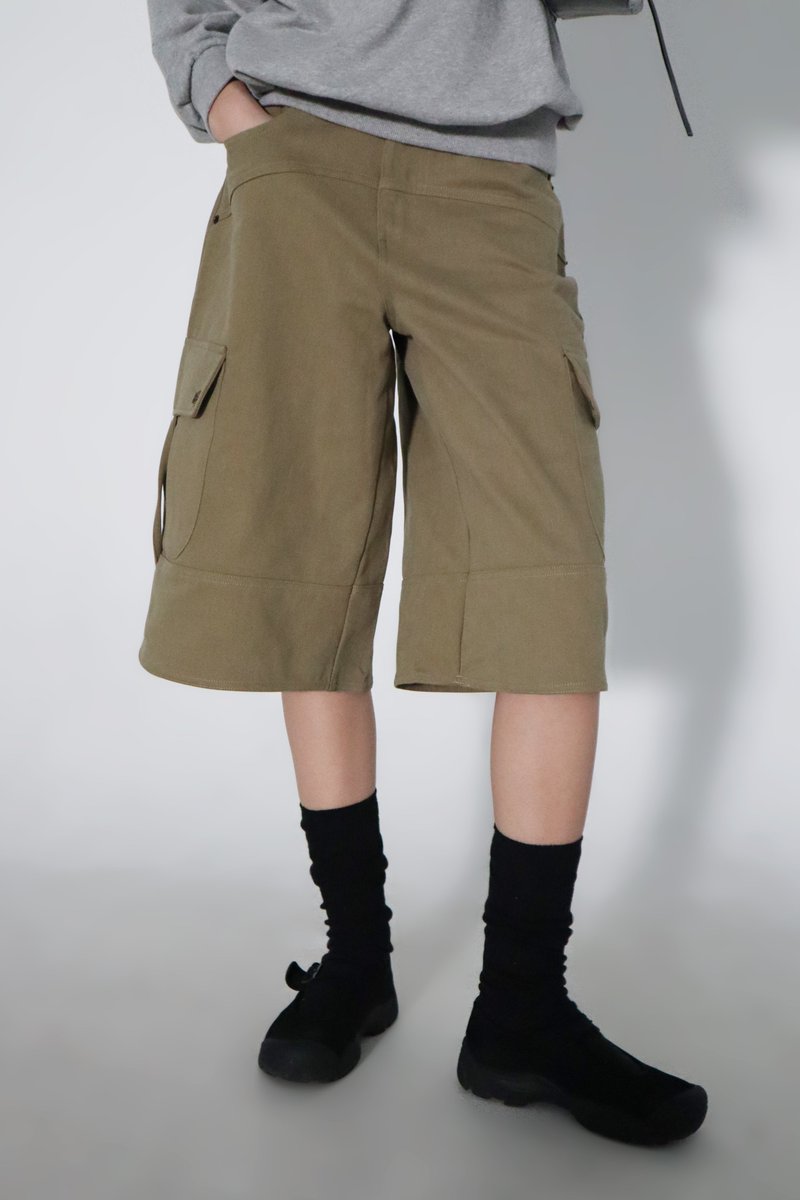 칙스 CHICKS tweet media