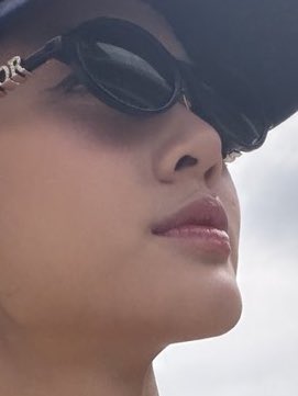 đ𝐧𝓭Ň tweet media