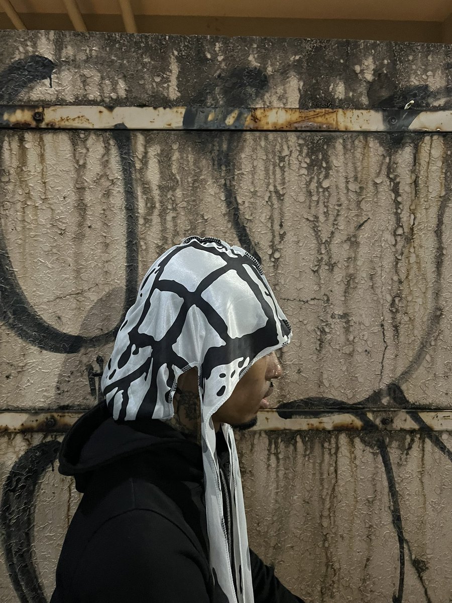 Need a Flex tweet media