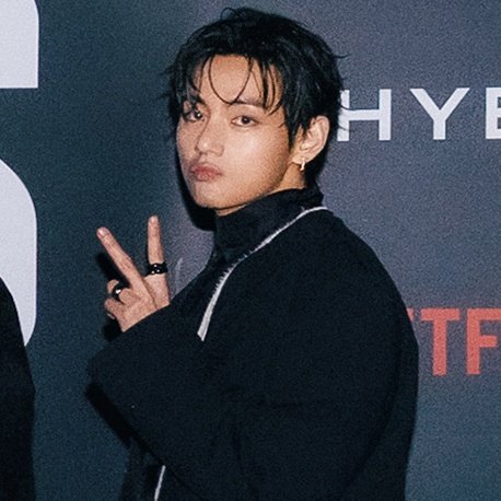 l☆rà⁷ ⋆ tweet media