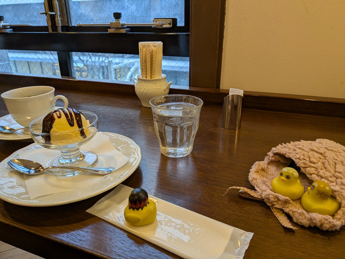 T919313cs tweet media