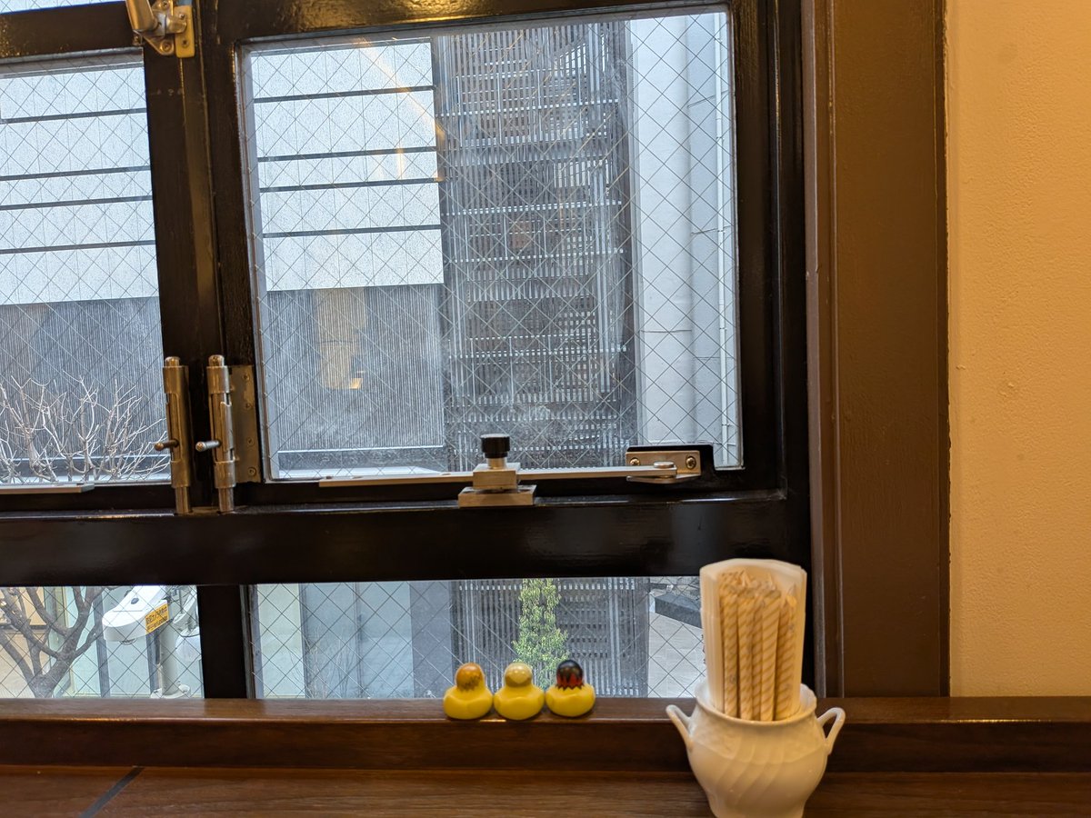 T919313cs tweet media