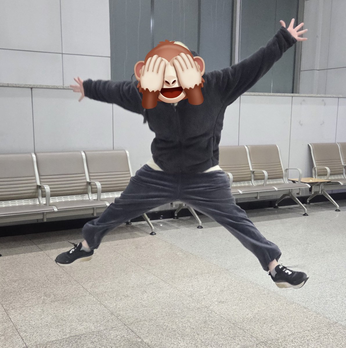 🐺(´ー｀)ノ뽀끼 tweet media