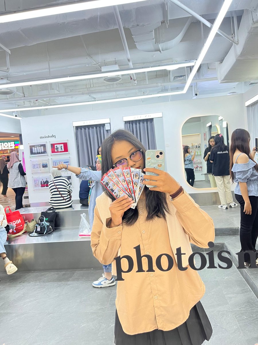 Photoism with my love—Jake Sunghoon and Yunah ☕☕