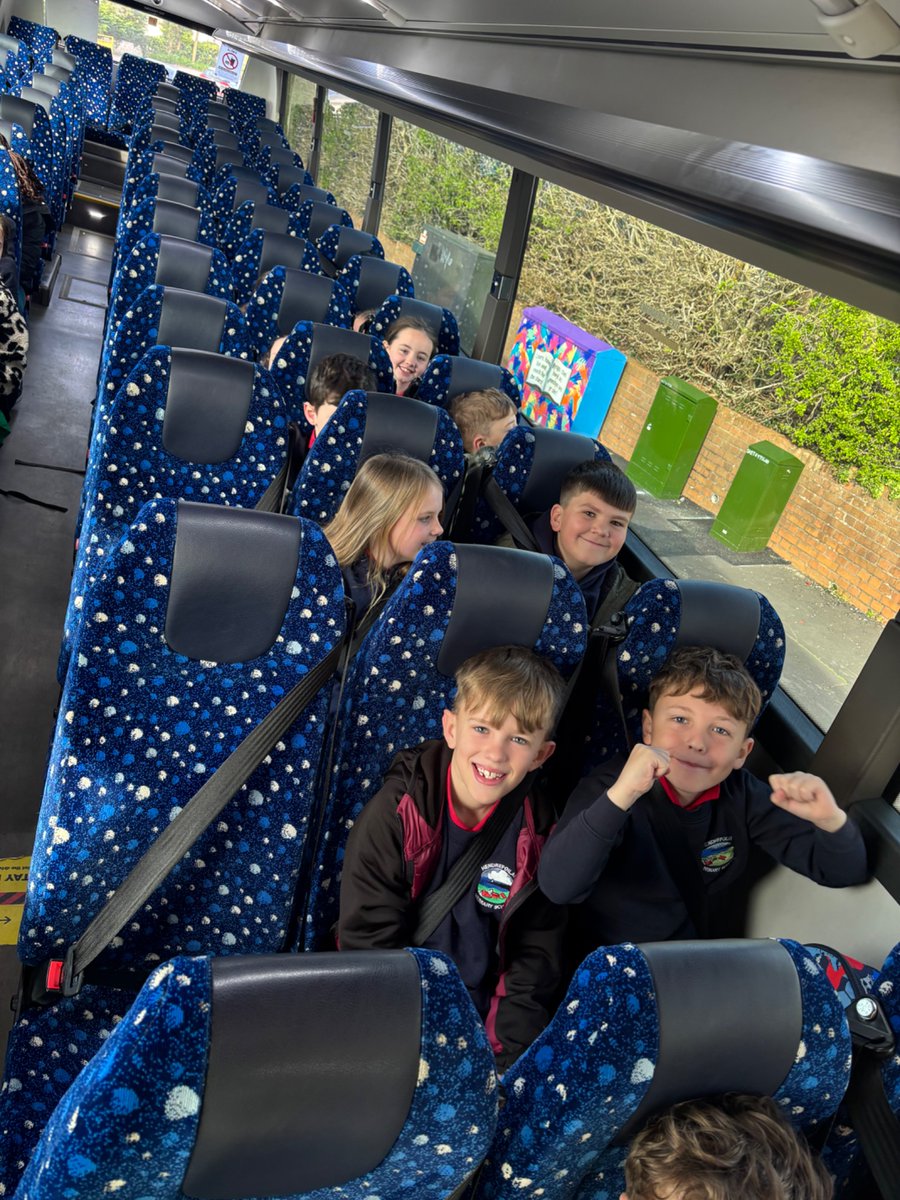 Hendrefoilan's tweet photo. Gower tour here we go!!! ‘Power of the Gower’ #hdfphum #hdfpMR https://t.co/TdHFqXbQoJ