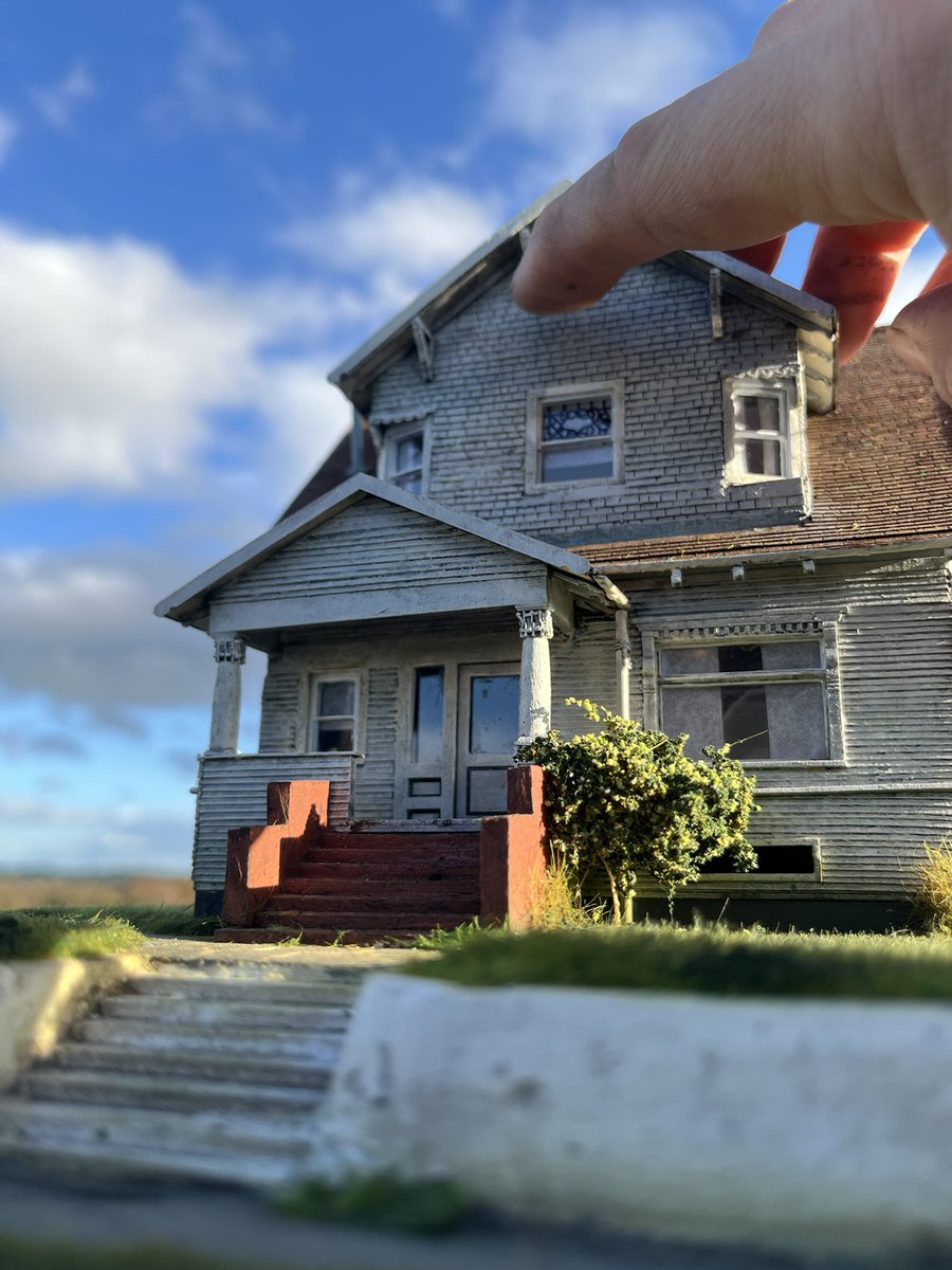 LNR Models 🏠 tweet media