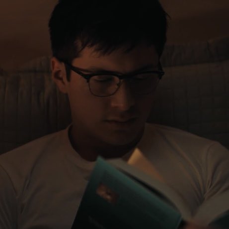 nai rozanov tweet media