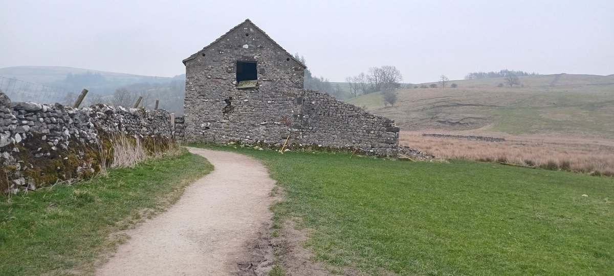CallowayTech's tweet photo. More photos from Malham focusing on the architecture.
#malham #yorkshire #architecture https://t.co/1blxRGDI0l