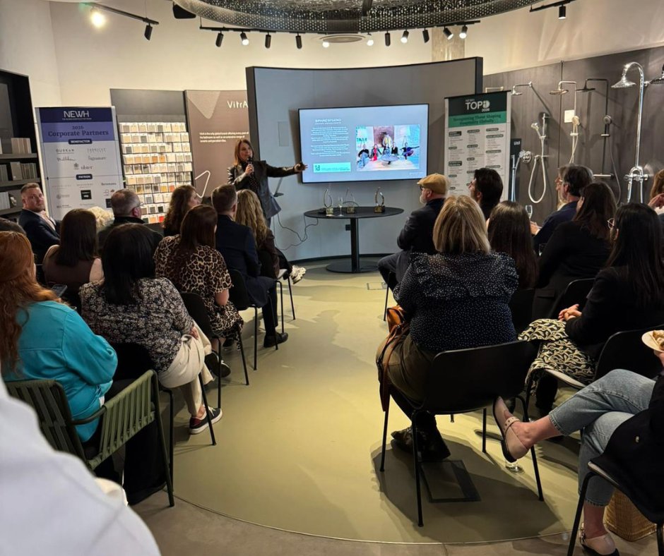 Muraspec Wallcoverings tweet media