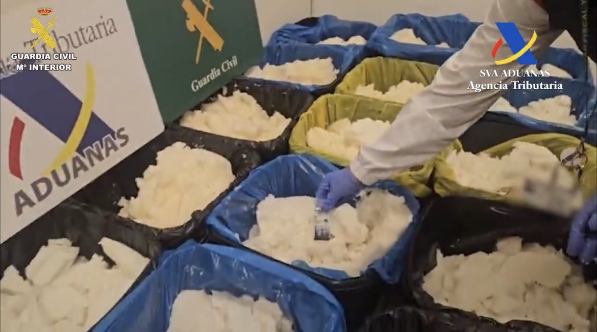 ArgandaActual tweet media