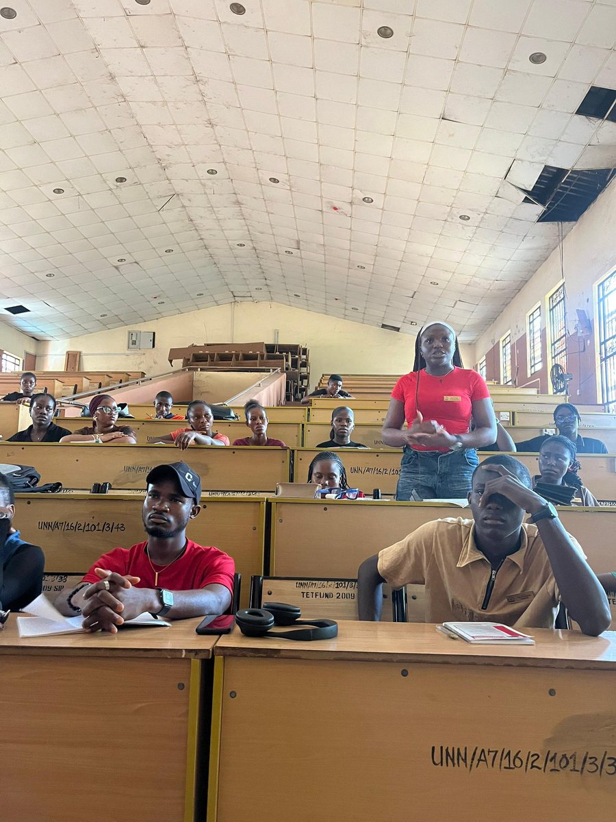 TFIS_UNN's tweet photo. Shots of our Associates enjoying the meeting! You just had to be there! 

#StudentFinanceSociety
#TFISUNN
#Finance https://t.co/GfoiV2icg7