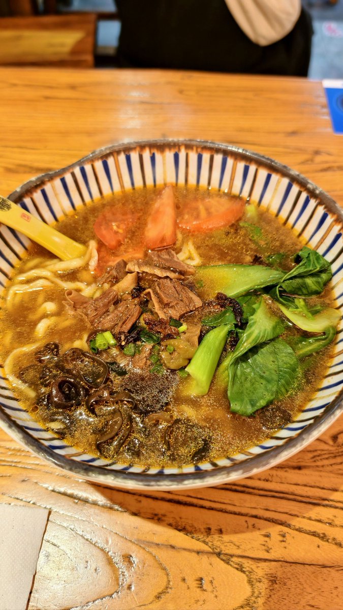 marina toscani tweet media